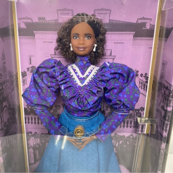 Barbie Doll Inspiring Women New in Box - Picture 5 of 10